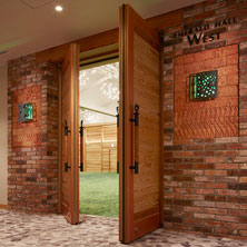 倉敷アイビースクエア