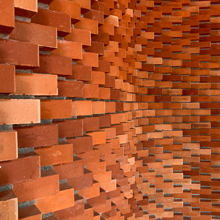 弘前れんが倉庫美術館