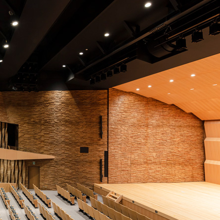 愛媛県伊予市 IYO夢みらい館